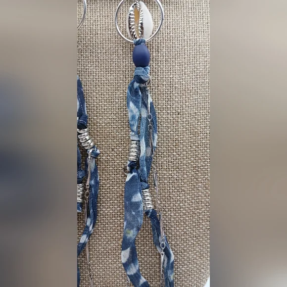 SOLD Free People Bridget Dangle Shells Blue And Silver Earrings NWT - Picture 12 of 16